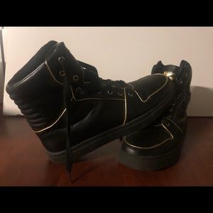 Shoe your rock side!!!